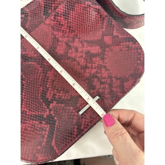 Rebecca Minkoff Sunday Large Saddle Crossbody Bag Red Black Snakeskin Leather - Picture 13 of 14